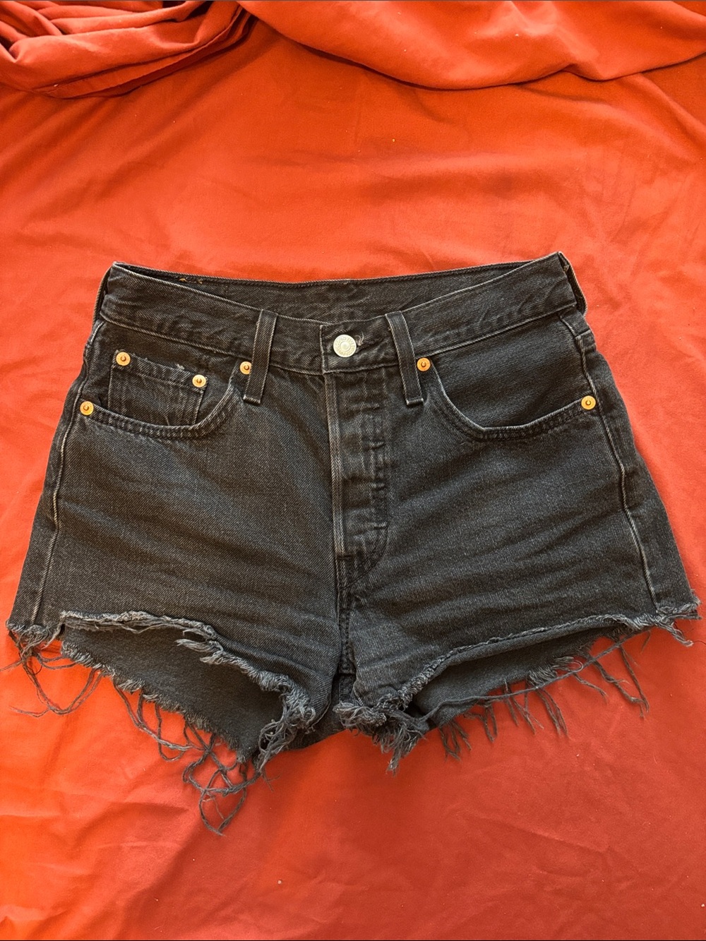 Levi’s Black High-Rise Frayed Hem Denim Shorts